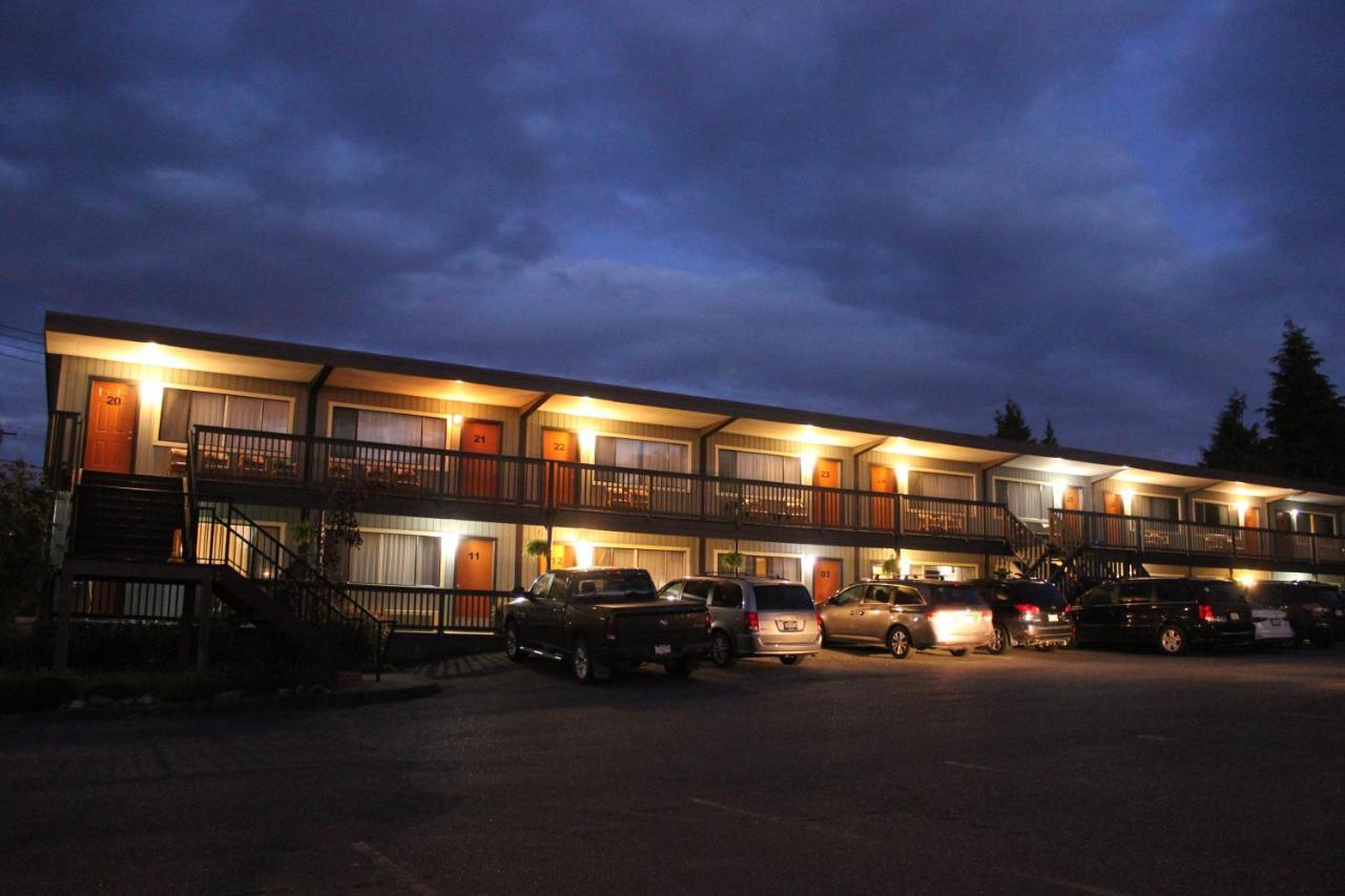 Ukee Peninsula Motel Ucluelet Exterior photo